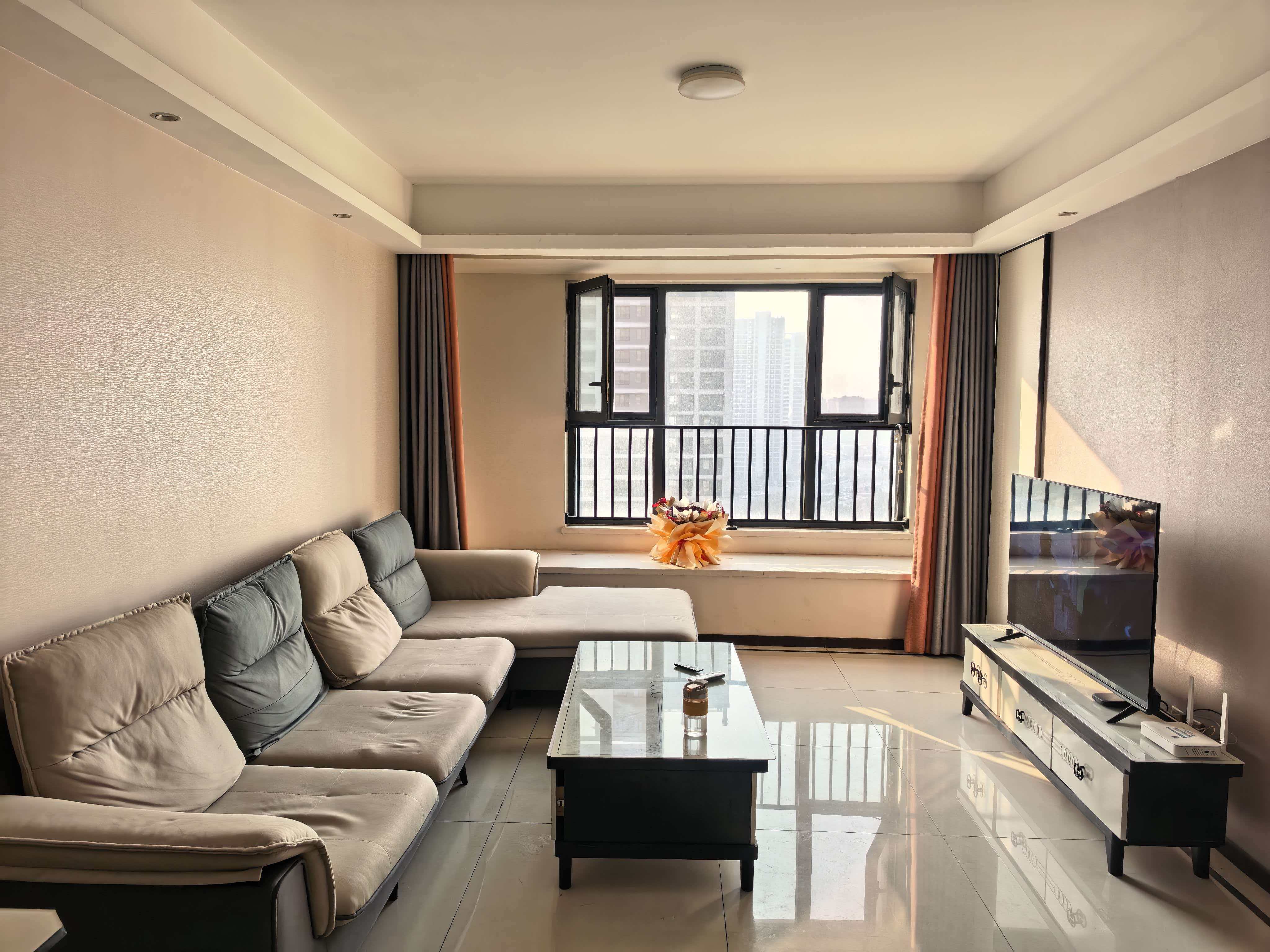 4-融创北区，110平，精装三室带车位